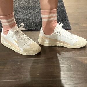 Puma Women's White and Peach Sneakers
